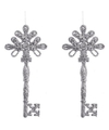 2x Kerstversiering decoratie hangers zilveren sleutels 17 cm