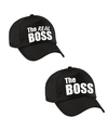 Zwarte kadopetten-cadeau caps The Boss en The real boss met witte tekst koppels-bruidspaar-echtpaar 